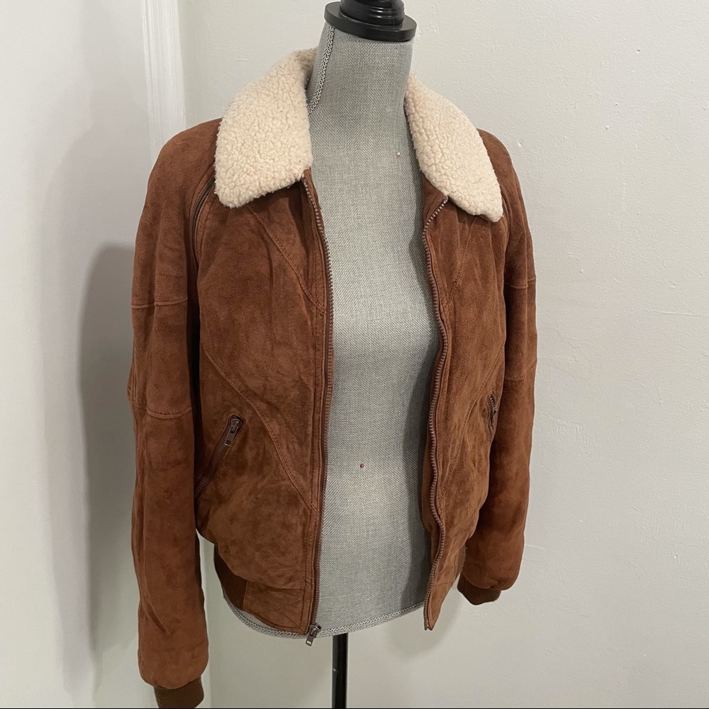 Pioneer wear sherpa lined pilot bomber